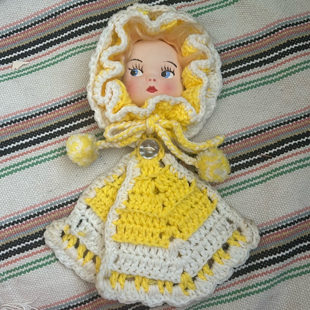 Vintage Doll Face Crochet Pot Holder